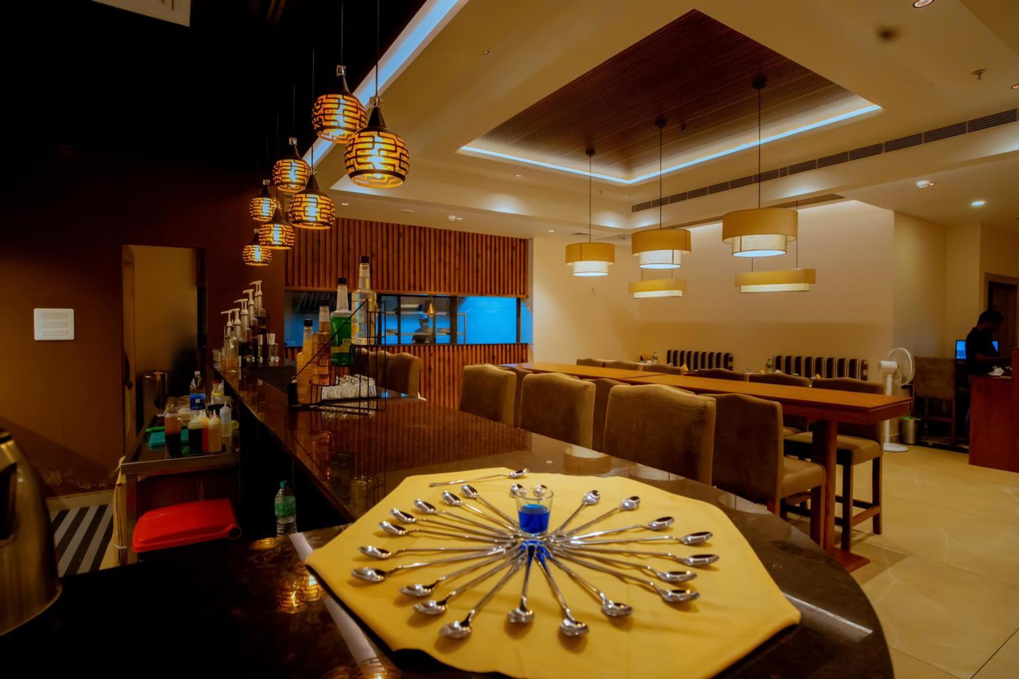 Beeza Clubhouse Hotel Kottayam Exterior photo